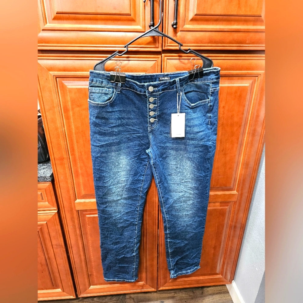Flamingo Boot Cut Jeans #470